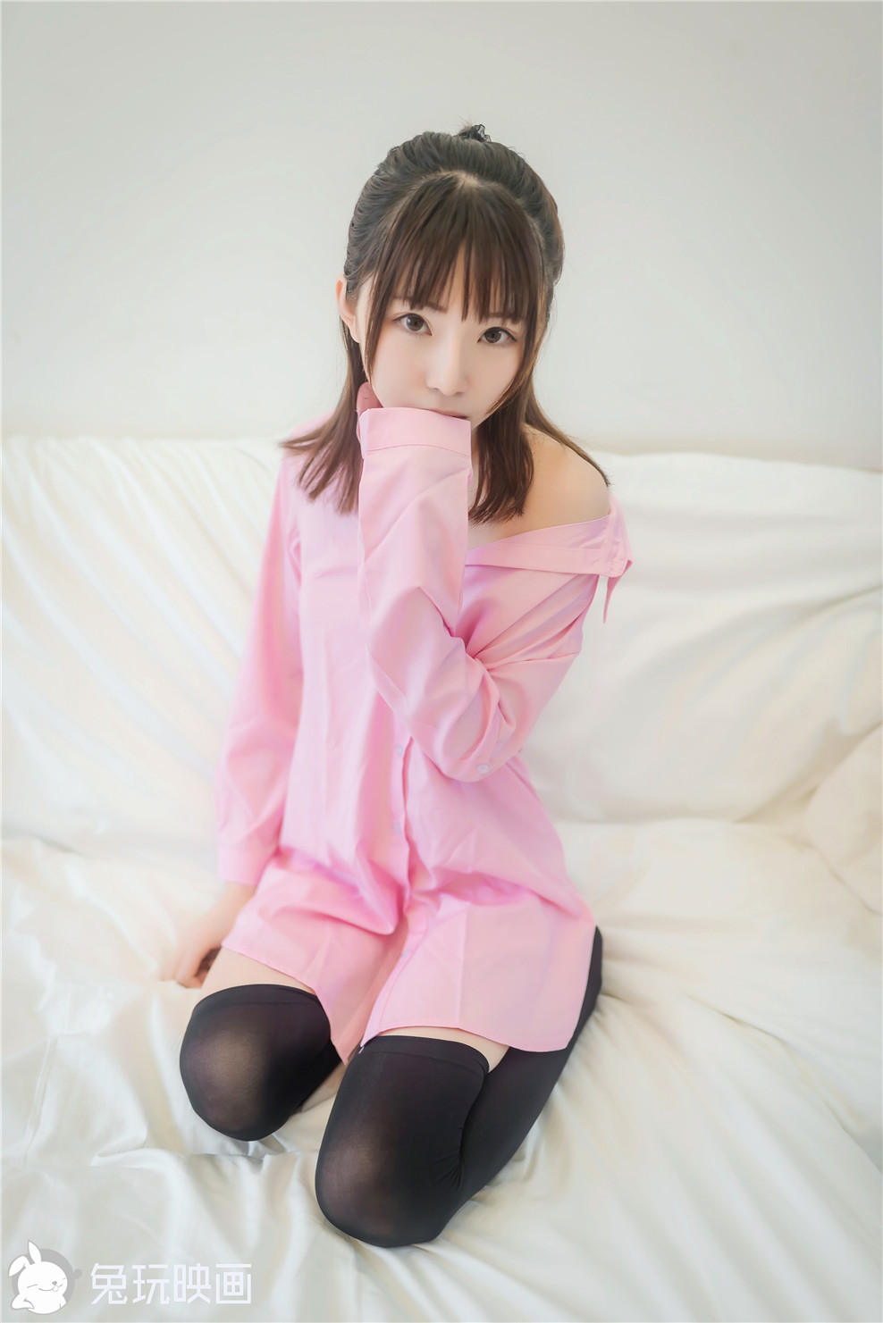 兔玩映画 VOL.065 粉色衬衫 [38P-150MB]